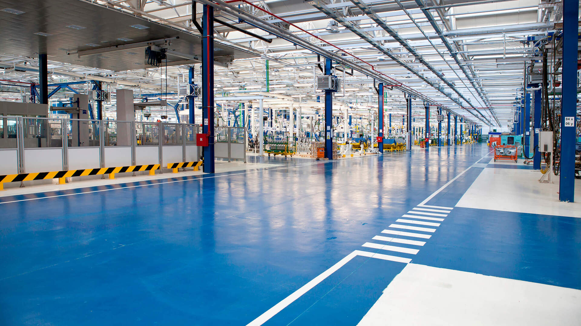 Pulizie dei capannoni industriali: come si svolgono